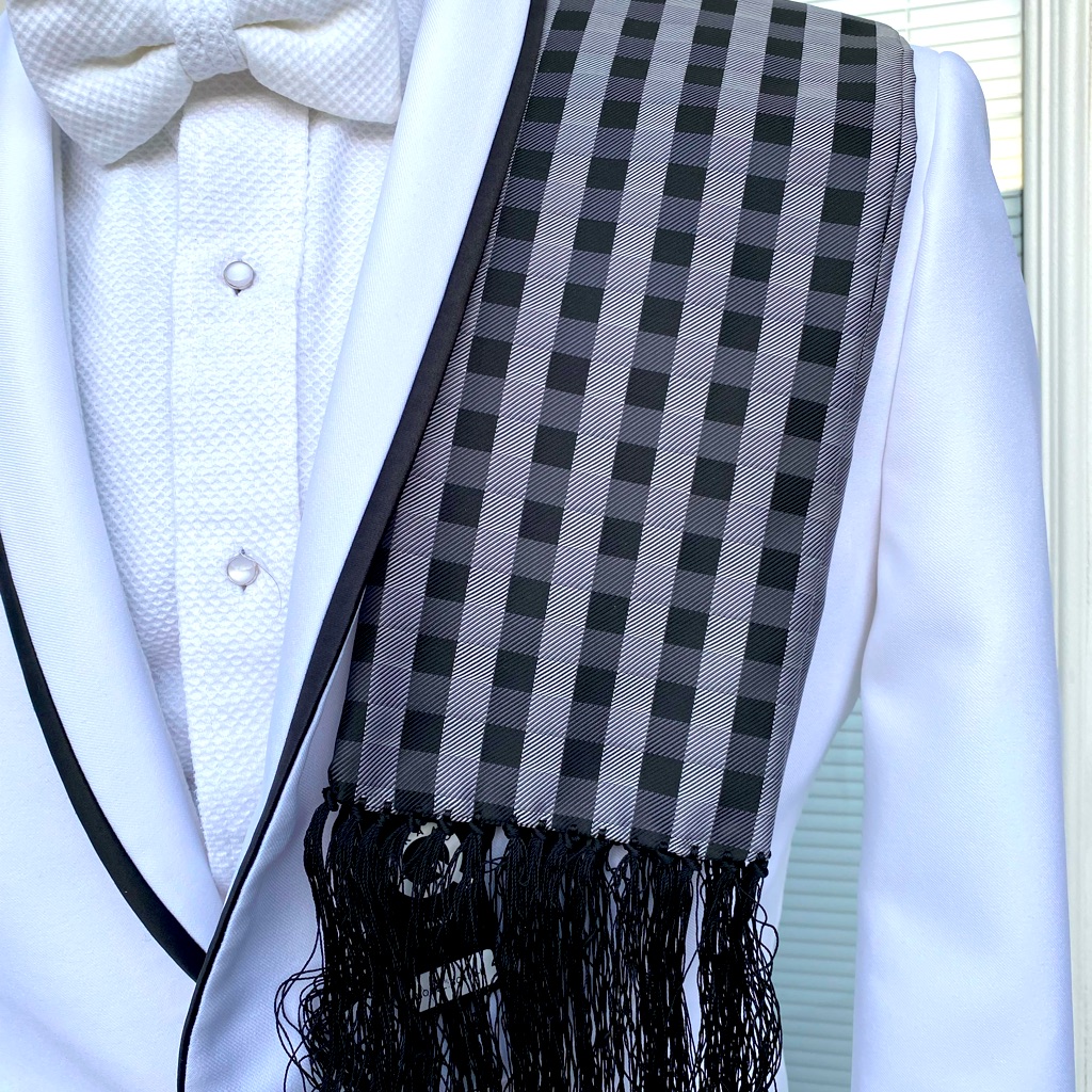 250 Nwt Brand Q Fancy Scarf